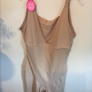 One piece flexees spankz type NWT beige
